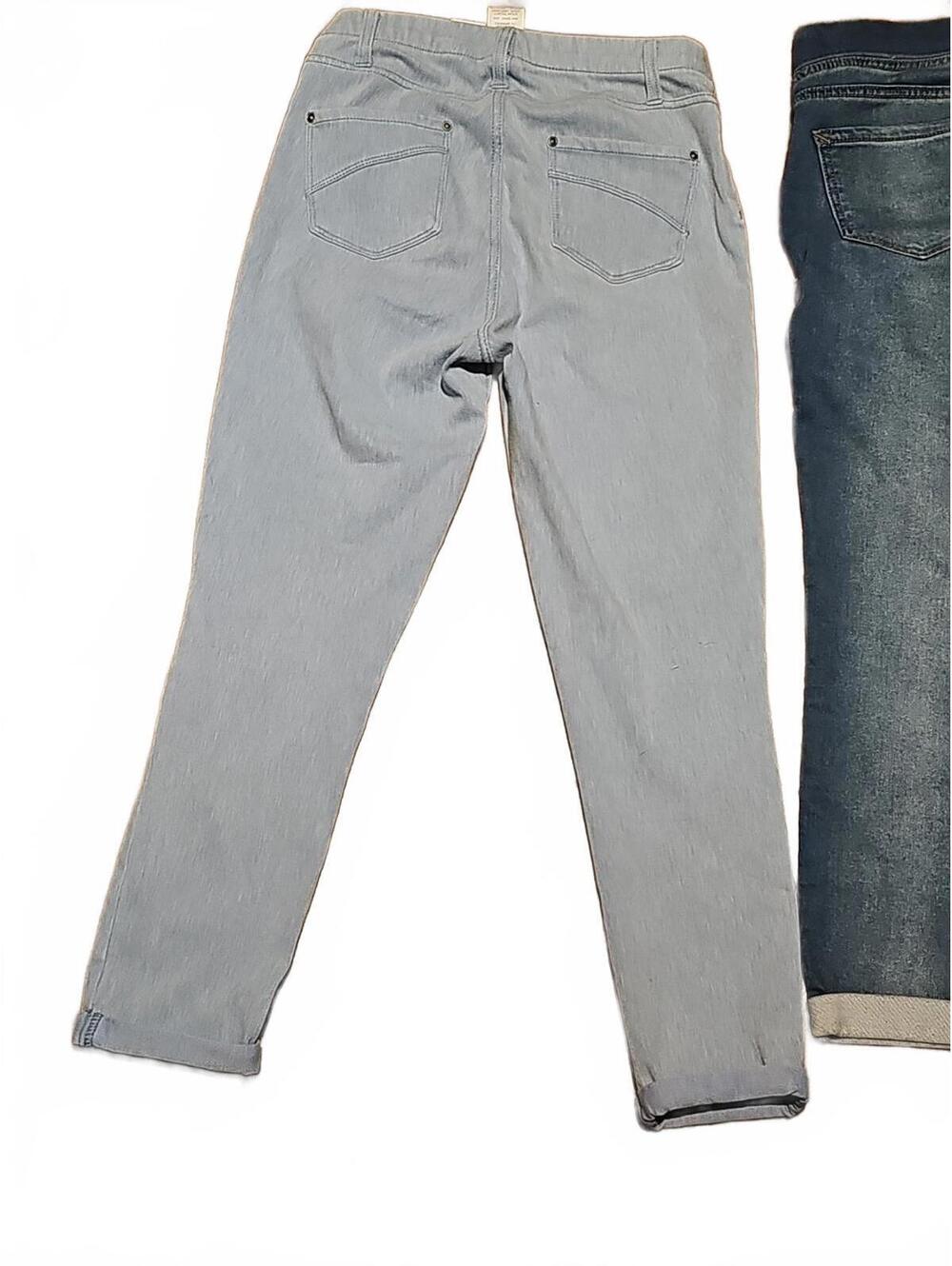 Bundle Of 2 Pull On Cuffed Capri Pants Size S - Picture 5 of 8